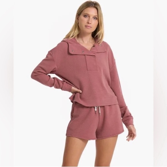 Vuori Sweaters - Vuori Bayview Hoodie Pullover Top Women's Sz Xs Rosewood Thermal Knit